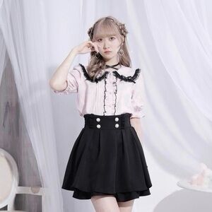 Noemie choker neck blouse